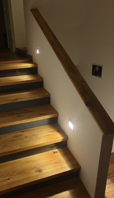 Lesene masivne stopnice - HRAST