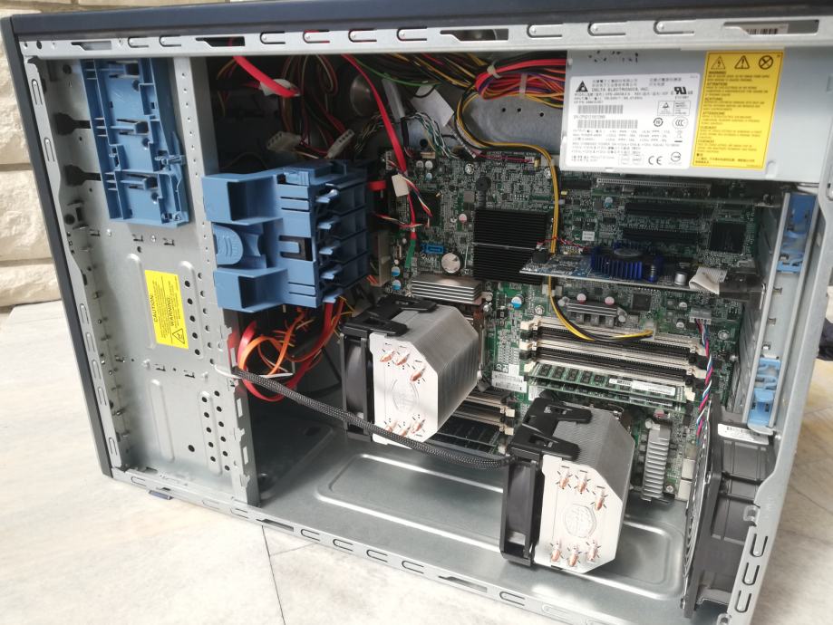 Server HP Proliant ML150 G6 Server 2 x Xeon 128 GB RAM 2 TB HDD