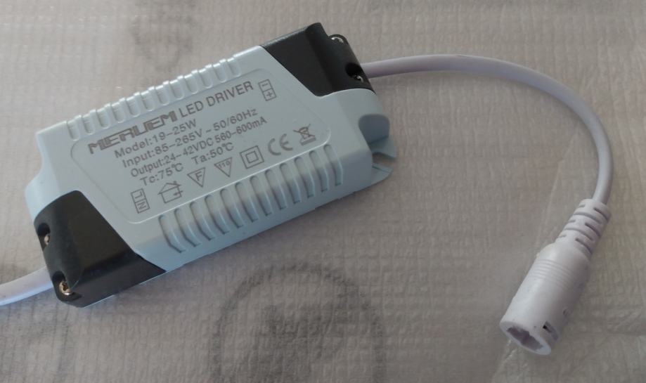 LED driver - napajalnik za LED sijalko - konstantni tok