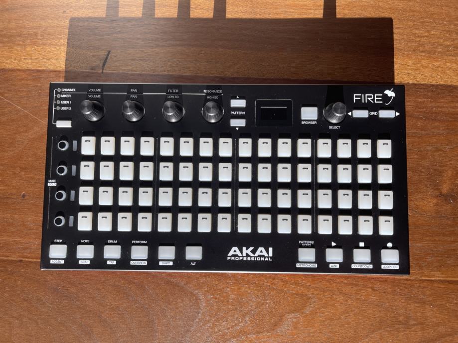 Akai FIRE FL Studio MIDI controller