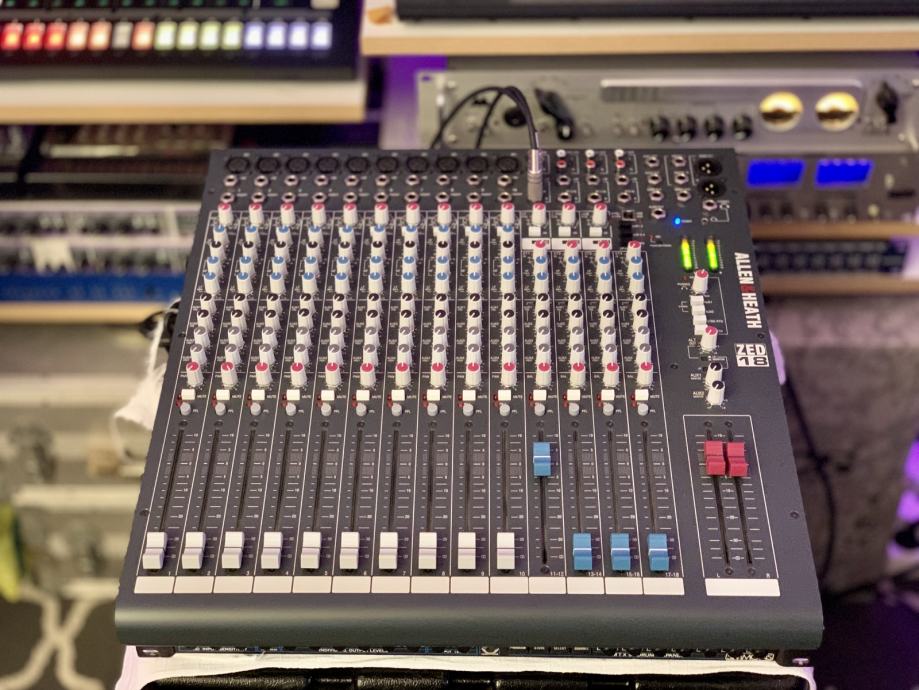 Allen & Heath ZED 18 NOVA CENA