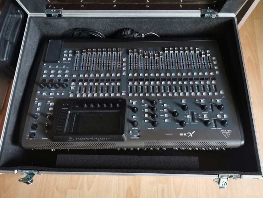 Behringer X32 Hard Case behringer-x32-hard-case