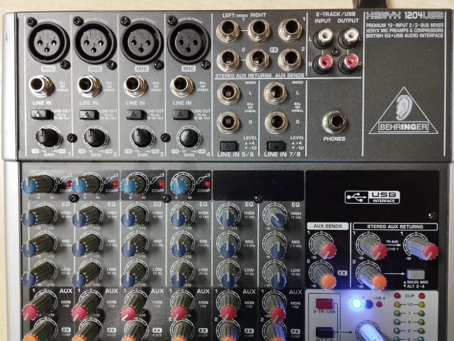 BEHRINGER XENYX 1204USB, 12 kanalni mixer