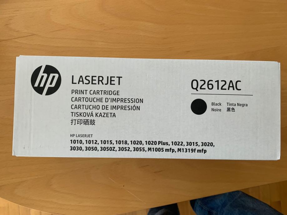 NOV originalen toner HP LaserJet Q2612AC