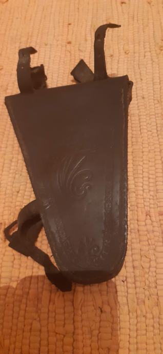 X 20.08.2020 Starinska torbica za kolo, pred 1. sv. vojno, relief