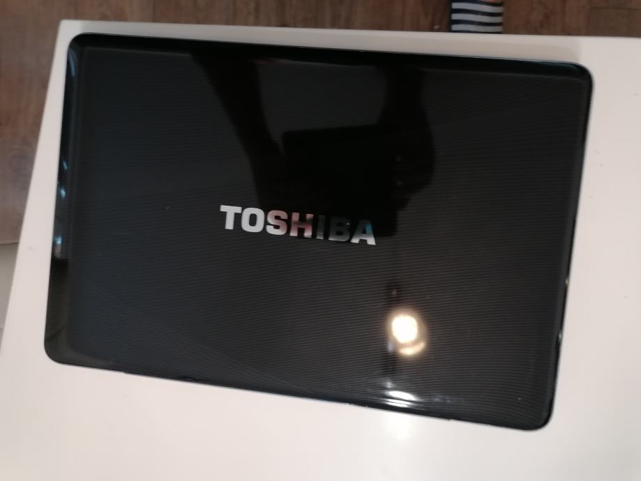 Prenosnik Toshiba A500 - 13f