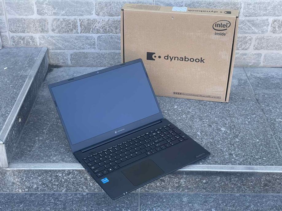 Ordinateur Portable Toshiba Satellite L50-C - écran 15,6", Intel I3, 8 Go RAM, 256 Go SSD