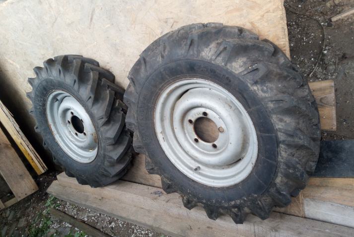 Traktorske gume z platišči 7,50-16 col