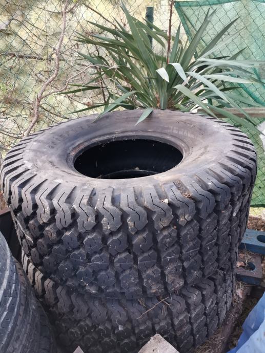 Traktorske pnevmatike