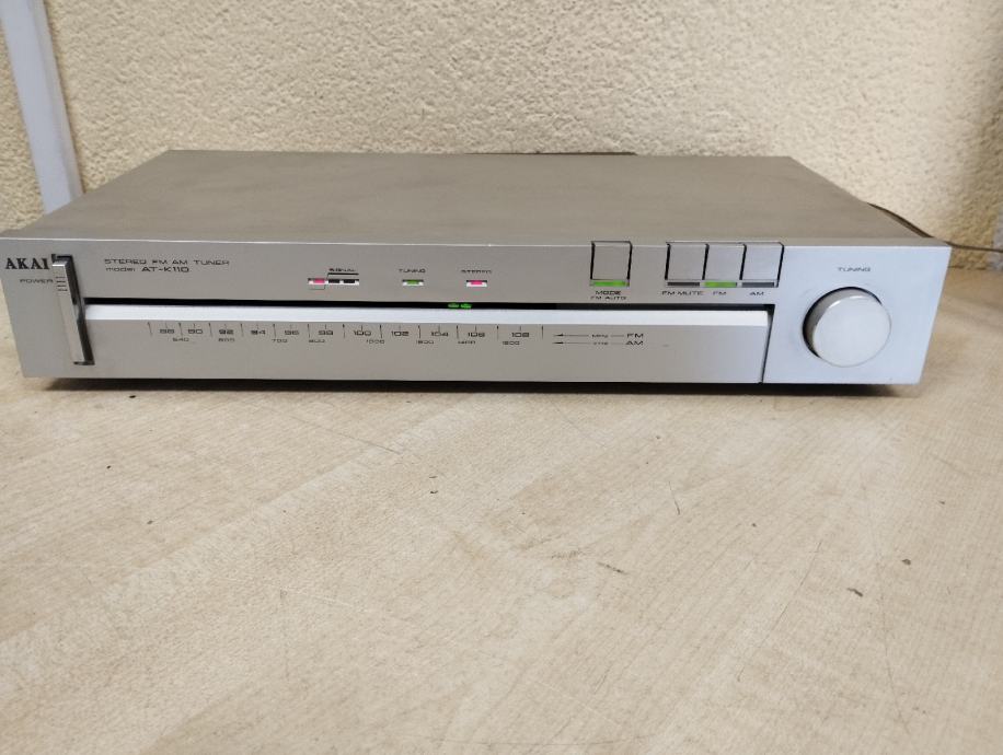 Ensemble Chaine Hifi Akaï Platine K7 Akai CS-F11 & Tuner AT-K22L, AM/FM