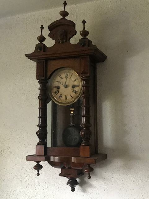 Stenske starinske ure