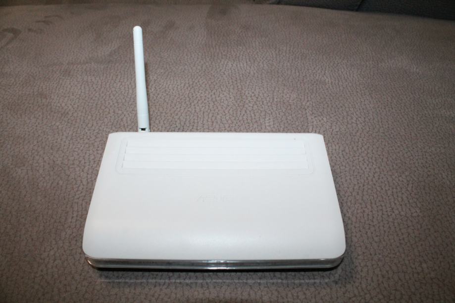 Brezžični (Wireless) usmerjevalnik (Router) Asus RT-G32