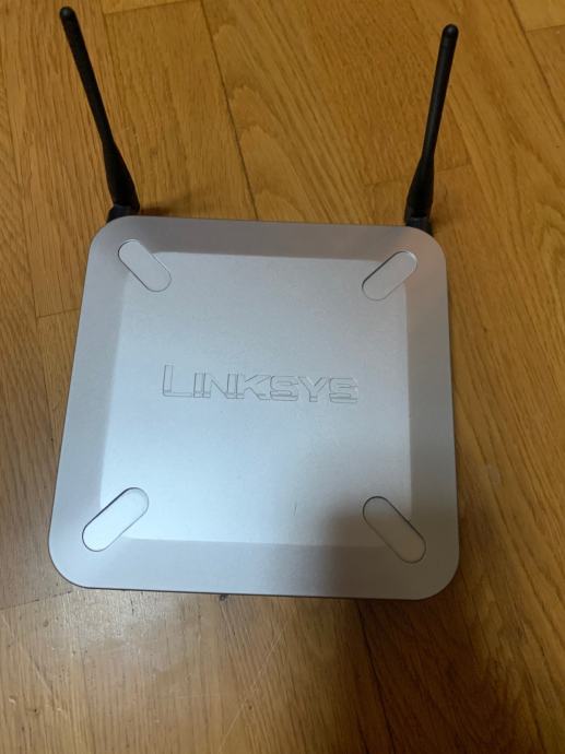 ask Easter Eco friendly Router Linksys WRV200