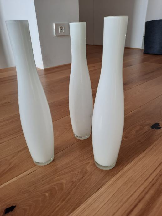 3 steklene vaze