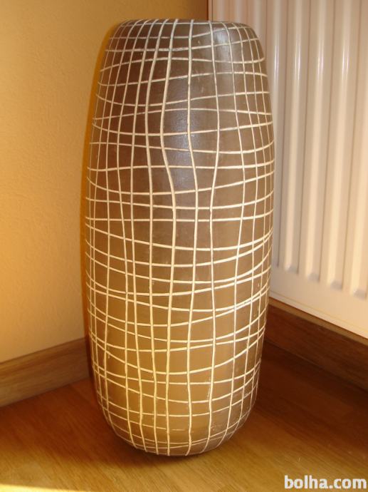 Velika glinena vaza