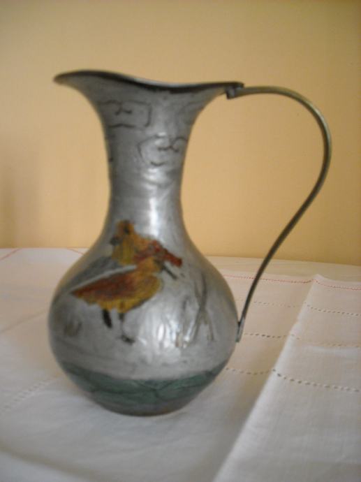 Stara Vaza,vrč iz Medenine ročno delo