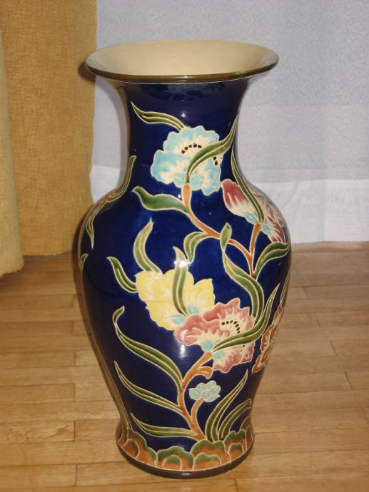 Večja kitajska vaza