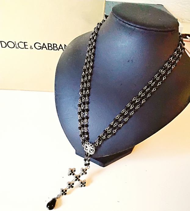 ✔Čudovita ogrlica Dolce&Gabbana Rosary  z dragimi kamni