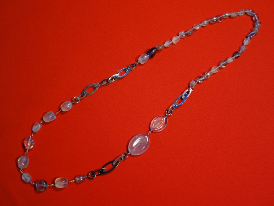 Verižica ogrlica iz naravnih kamnov vintage