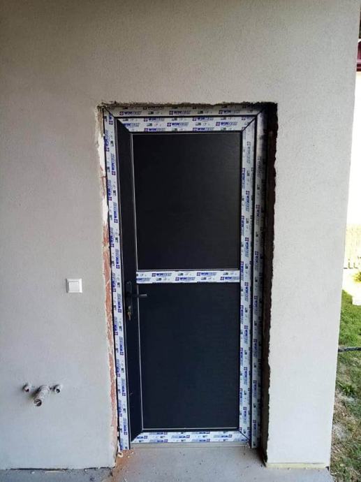 VHODNA VRATA PVC ANTRACIT