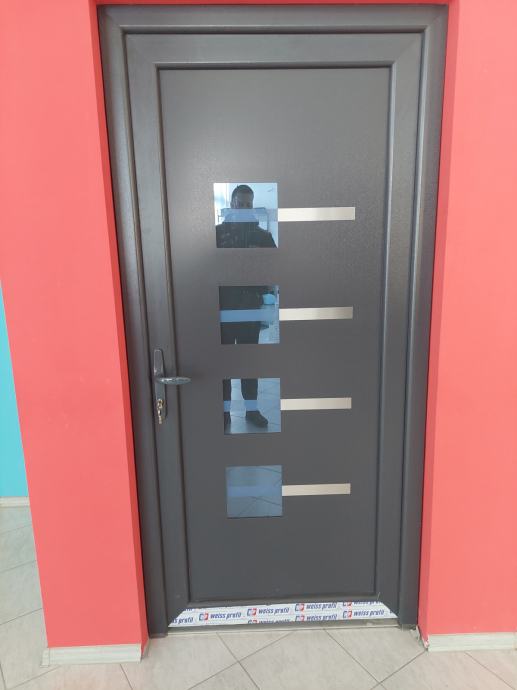 VHODNA VRATA PVC ANTRACIT