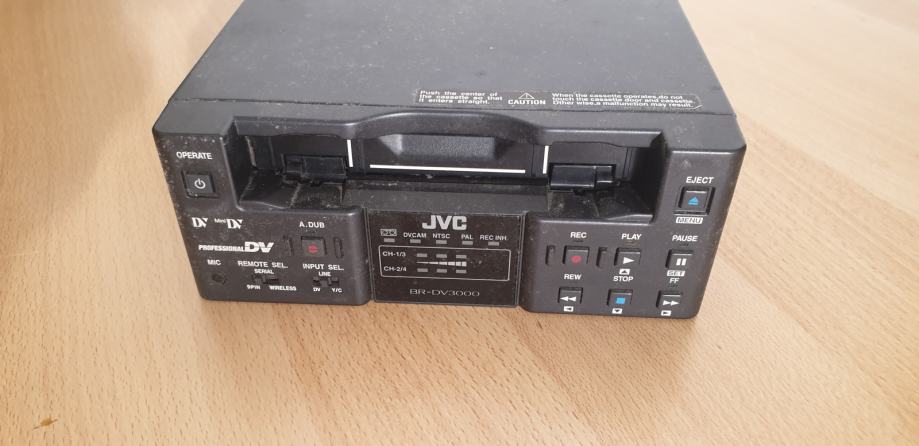 JVC BR DV 3000 casette recorder