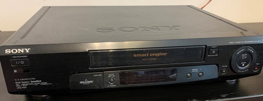 Sony VHS recorder SLV-SE70