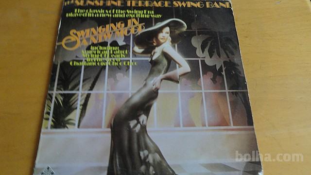 THE SUNSHINE TERRACE SWING BAND - SWING IN A NEW MOOD