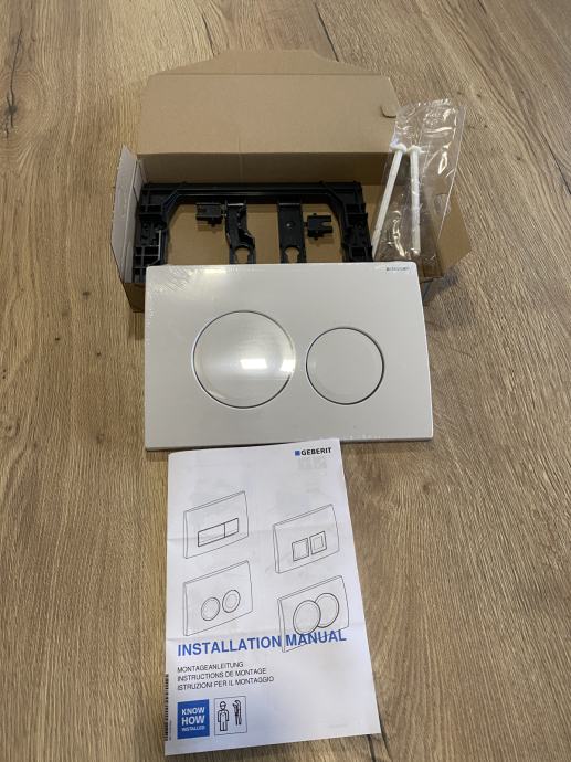 Geberit aktivirna tipka Delta 20