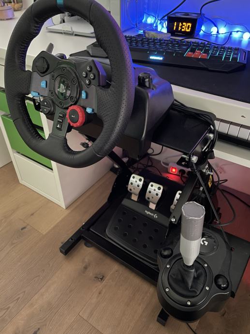 Logitech G29 Driving Force volan + shifter z stojalom