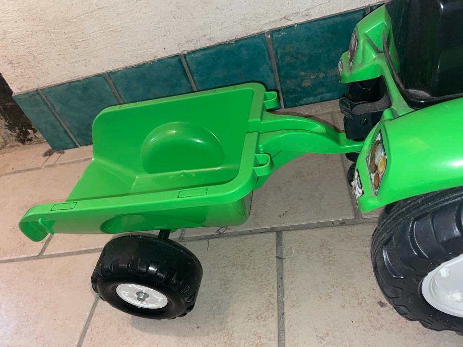 Otroški traktor z prekolico