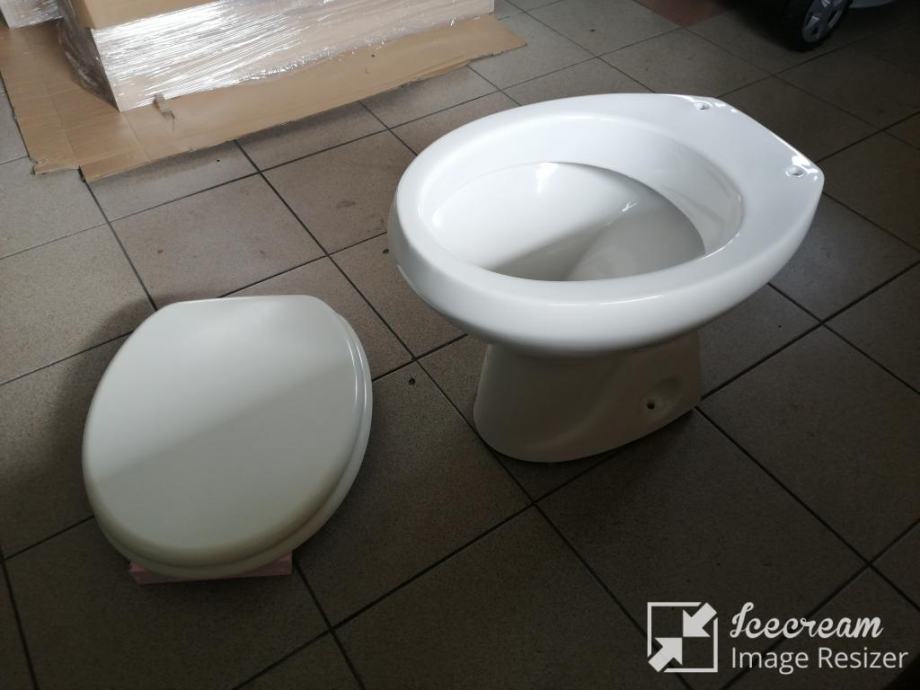 WC školjka z desko