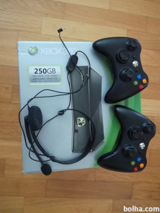 Xbox 360 - 250GB