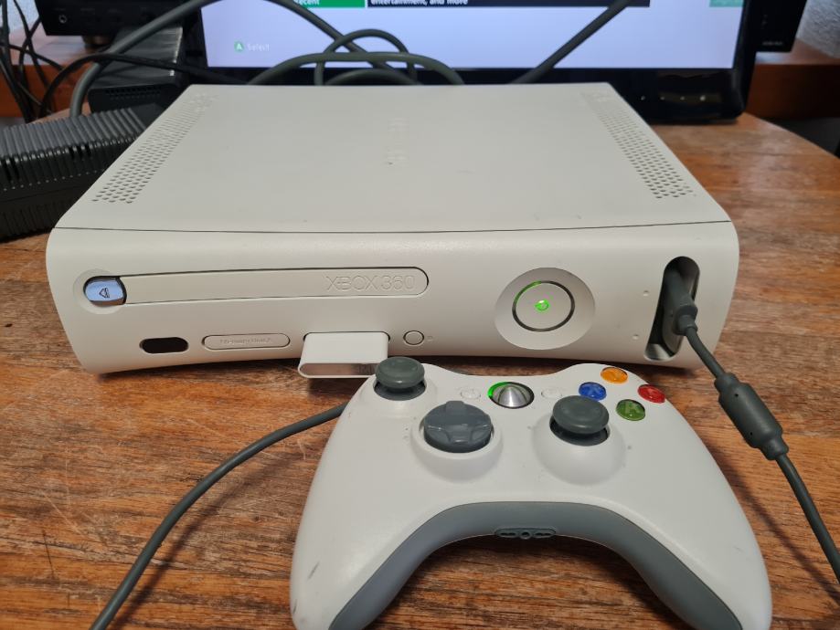 XBOX 360 + GAMEPAD