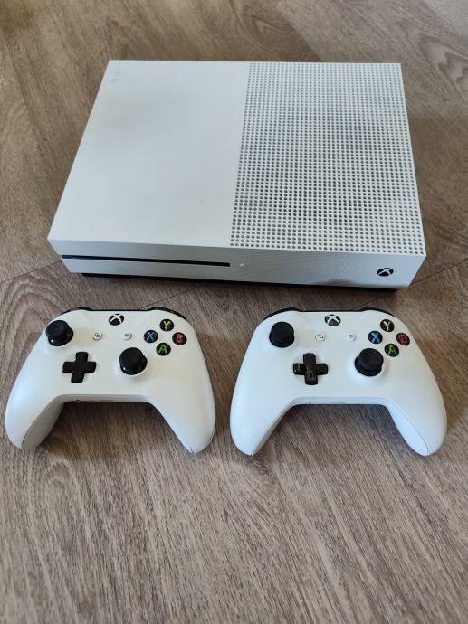 Xbox One S 1681 1TB