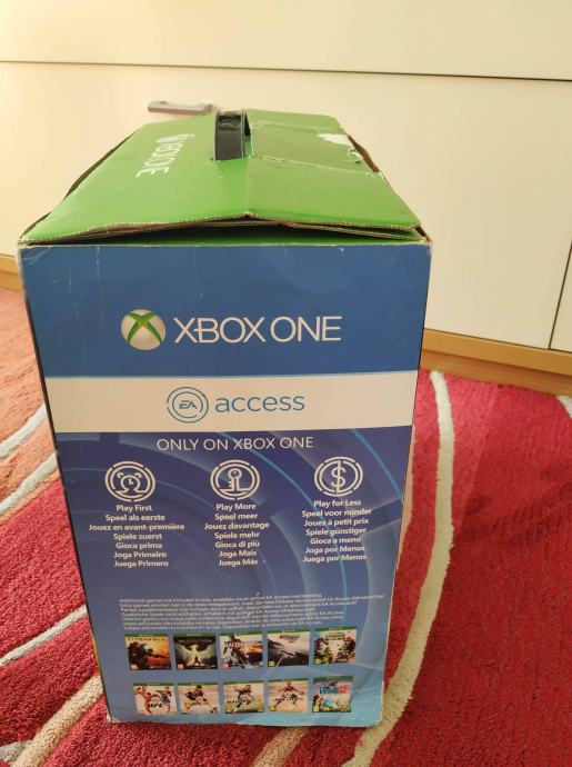 Xbox ONE 500 gb in igra Assassins Creed Black Flag