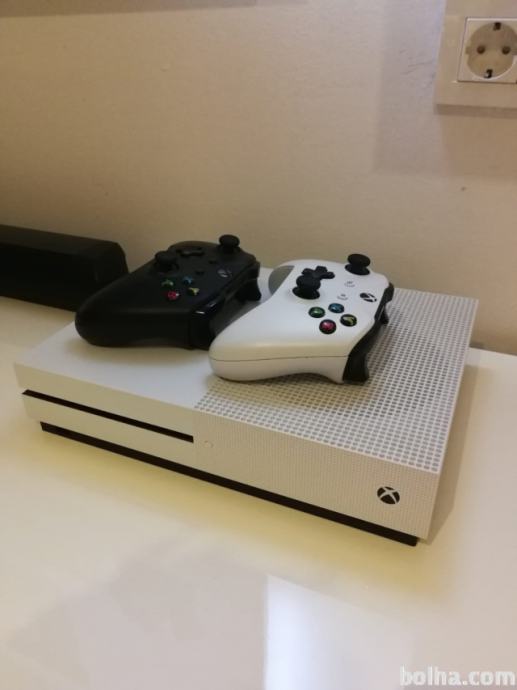 Xbox One S prakticno nov