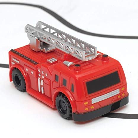 Induktivni avtomobilček interaktivna igrača gasilec