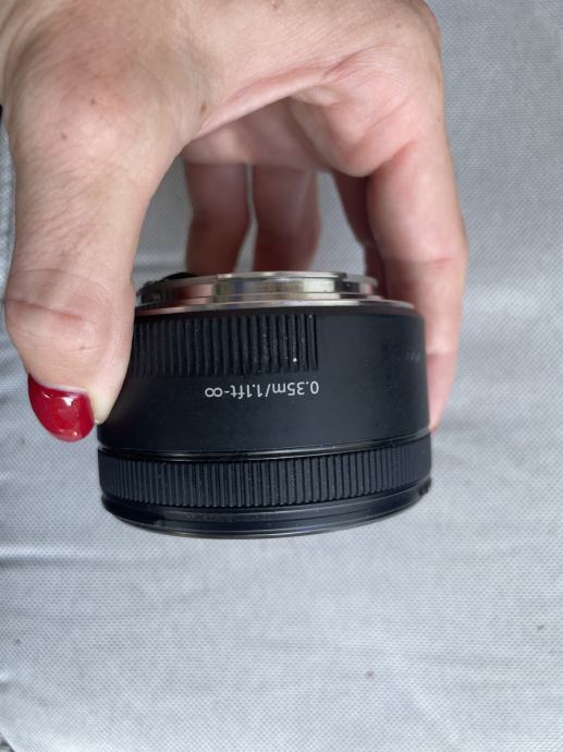 Canon EF 50mm f/1.8 STM Lens Macro 0.35m / 1.1 ft