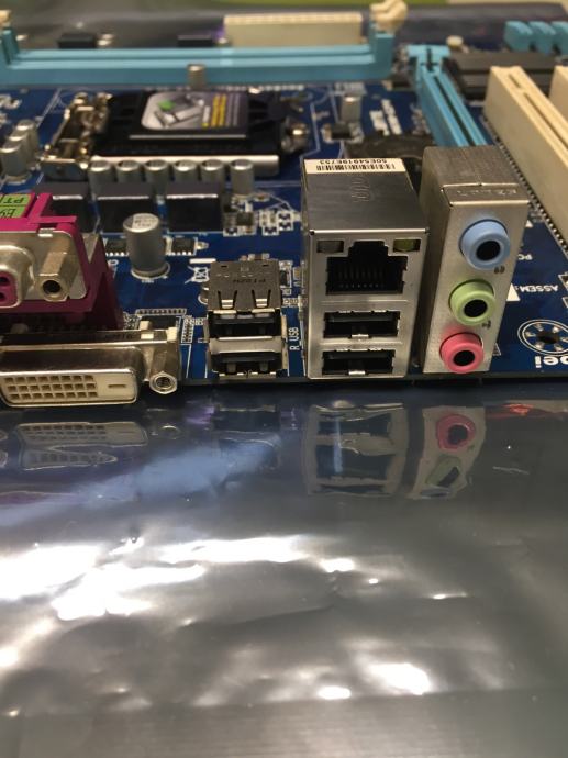 GAH61MS2PV (rev. 2.0) MICRO ATX; 24.4cm x 20cm