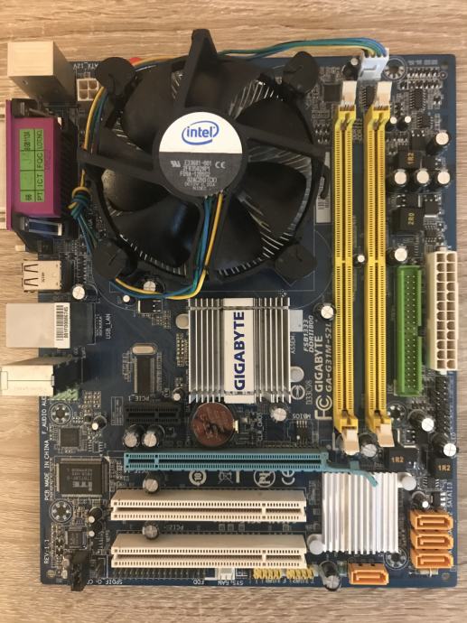 Gigabyte GAG31MS2L, Intel® Core™2 Duo E8400 in 2GB RAM