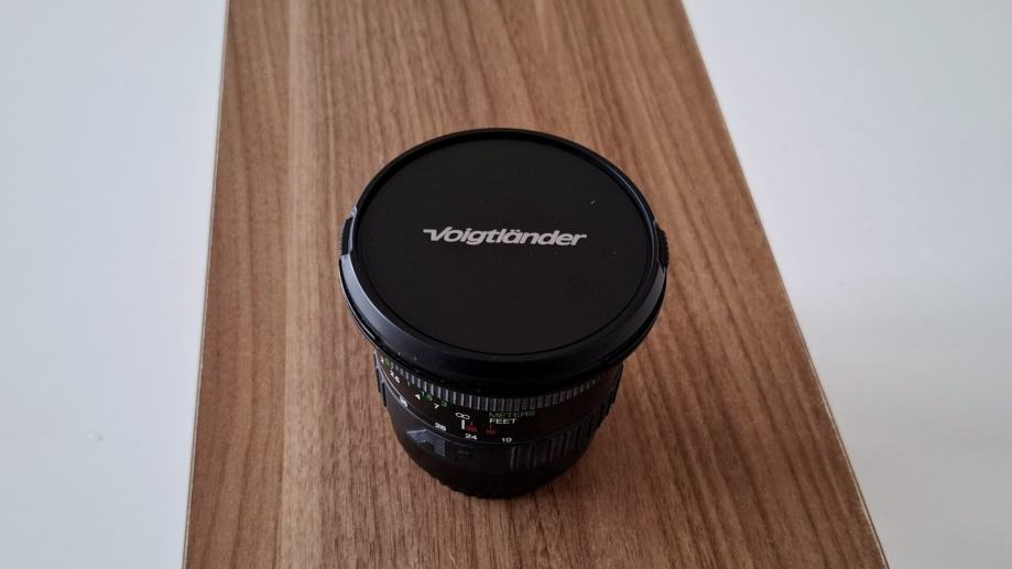 Prodam objektiv Voigtländer Ultragon 19-35 mm 1:3.5-4.5 VMV