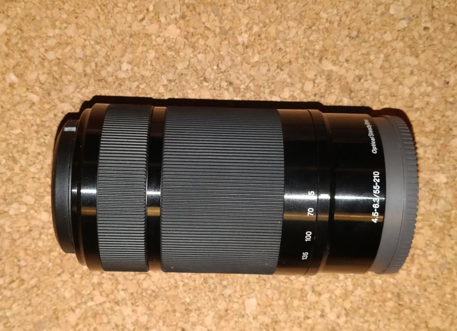 Objectif Sony E 55-210mm F/4.5-6.3 OSS - Monture E, Très Bon état