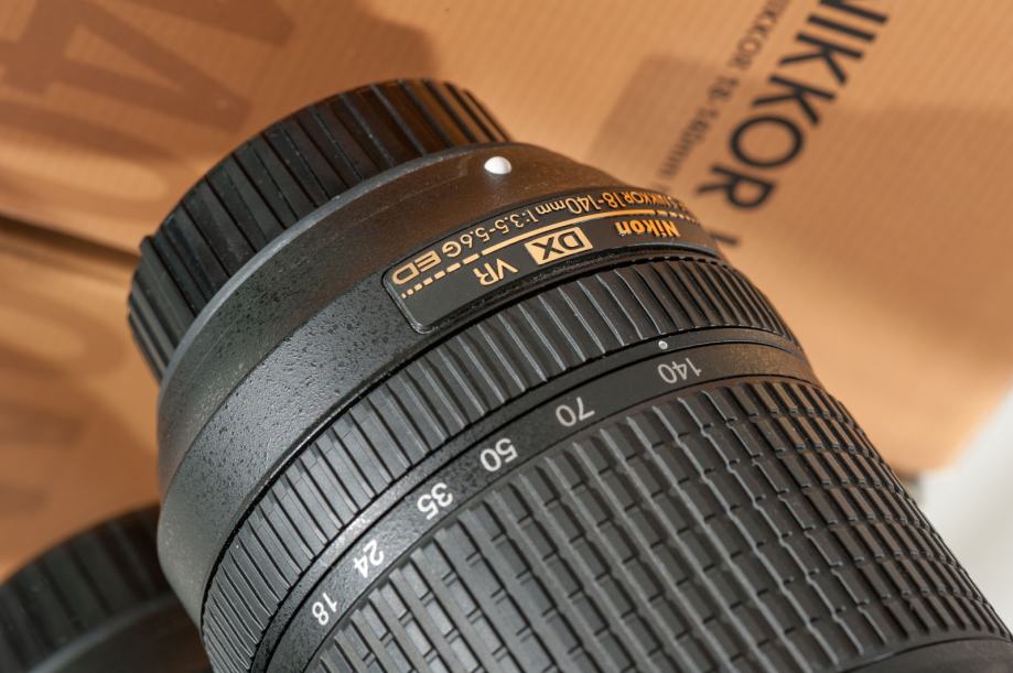 NIKON AF-S NIKKOR 16-85 mm 1:3,5-5,6 G ED VR IF Aspherical SWM DX
