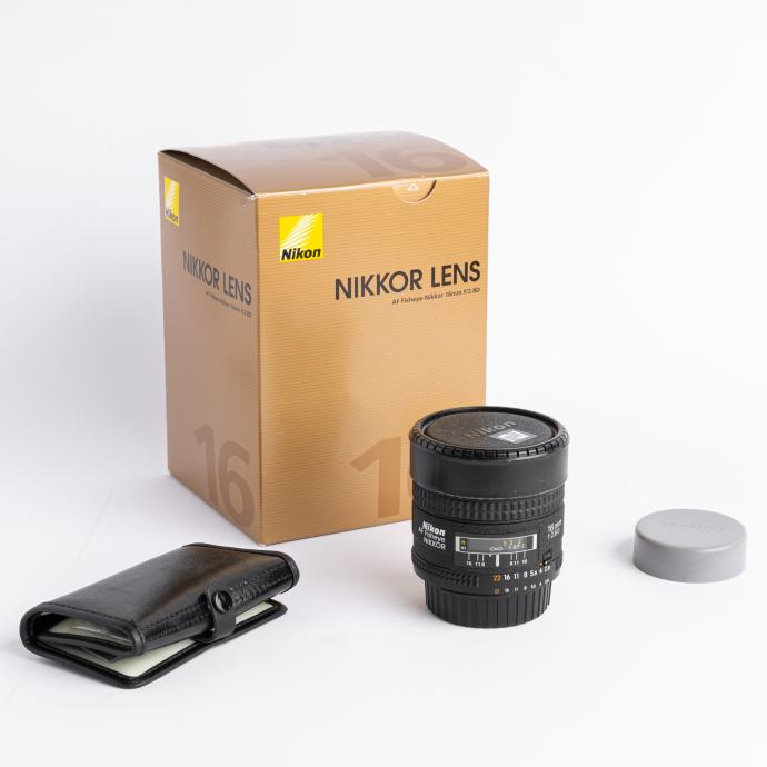 NIKON AF Fisheye - Nikkor 16mm f/2.8D