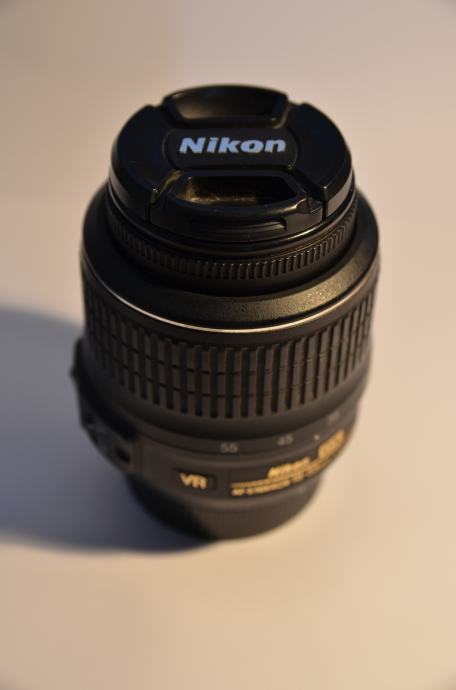 Nikon Nikkor 18-55mm 3.5-5.6 kit objektiv