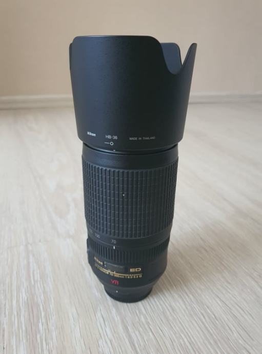 UGODNO - Objektiv Nikon AF-S 70-300 f/4.5-5.6G VR IF-ED + UV filter