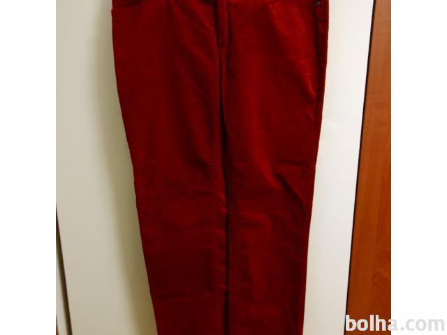 Nove hlače ženske 44 rdeče žametne