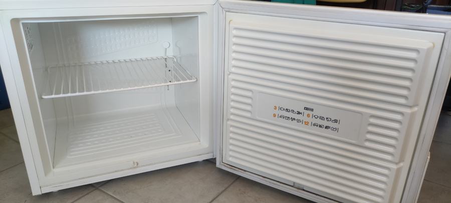 Skrinja Zanussi 50 L