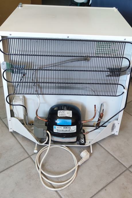 Skrinja Zanussi 50 L